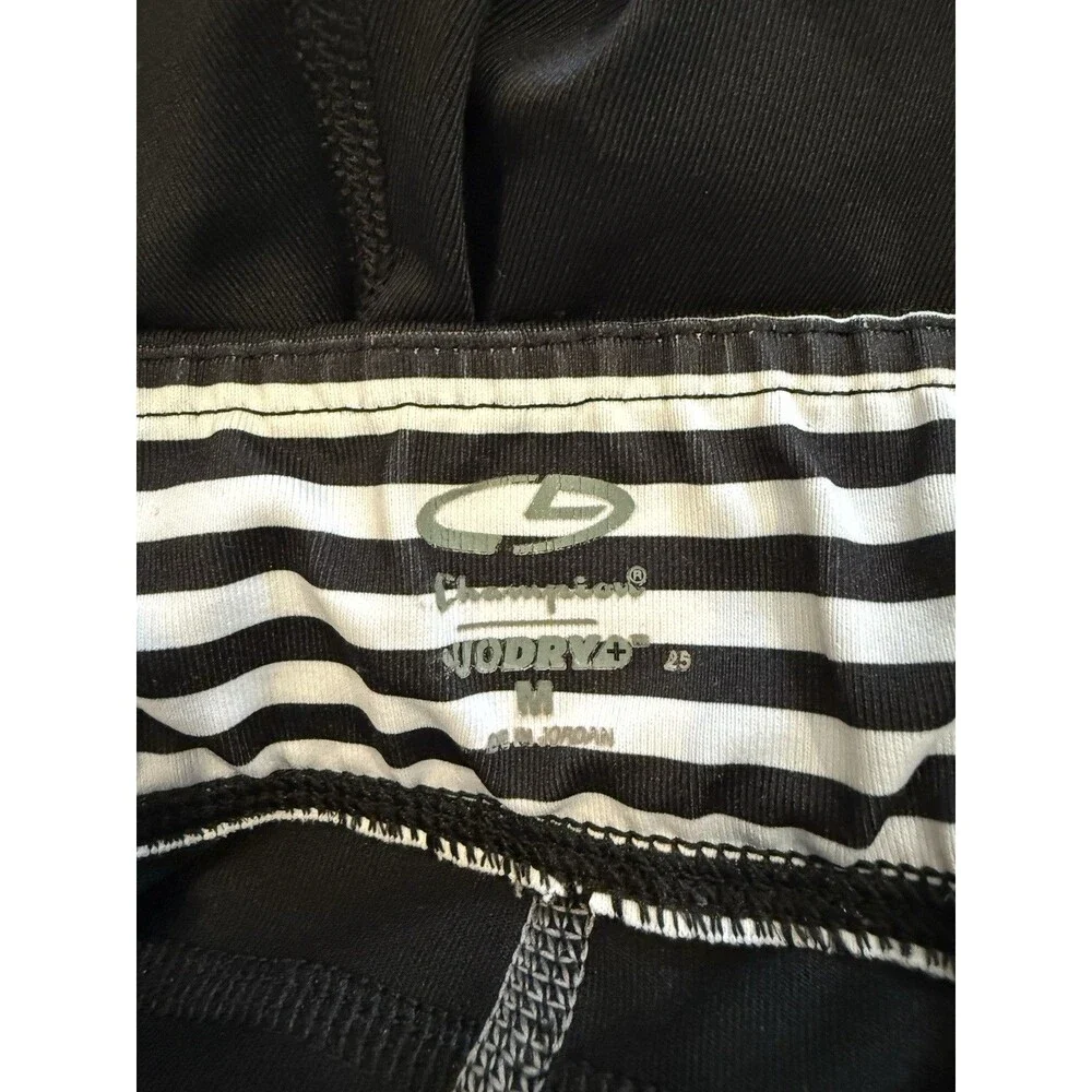 Champion Duo Dry Athletic Capris Women Medium Black Gym Athleisure Travel Yoga
